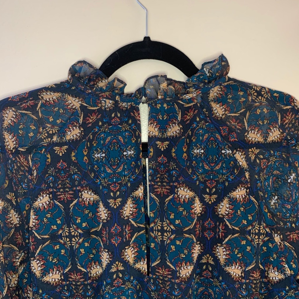 Beautiful BCBG patterned romper - Picture 6 of 6